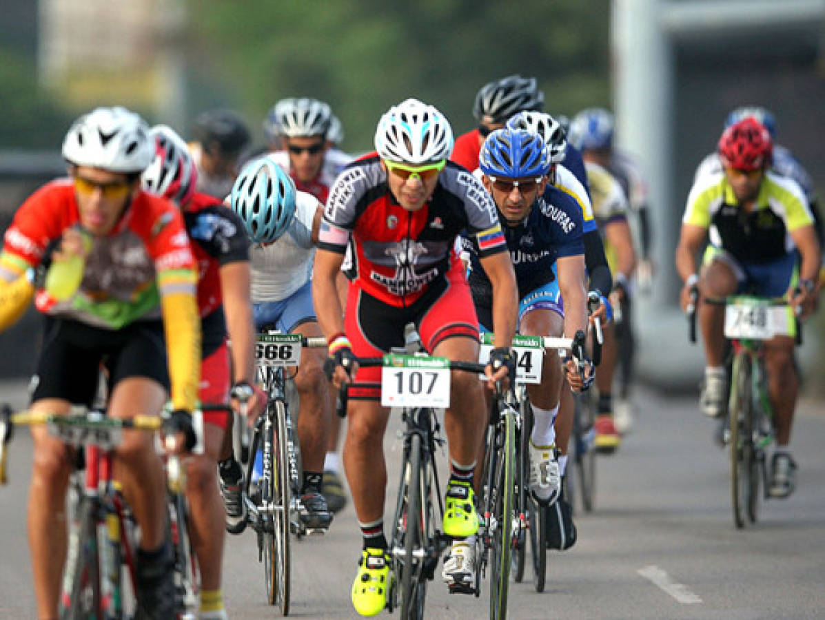 II Vuelta Ciclística: Espectacular celebración de clase mundial