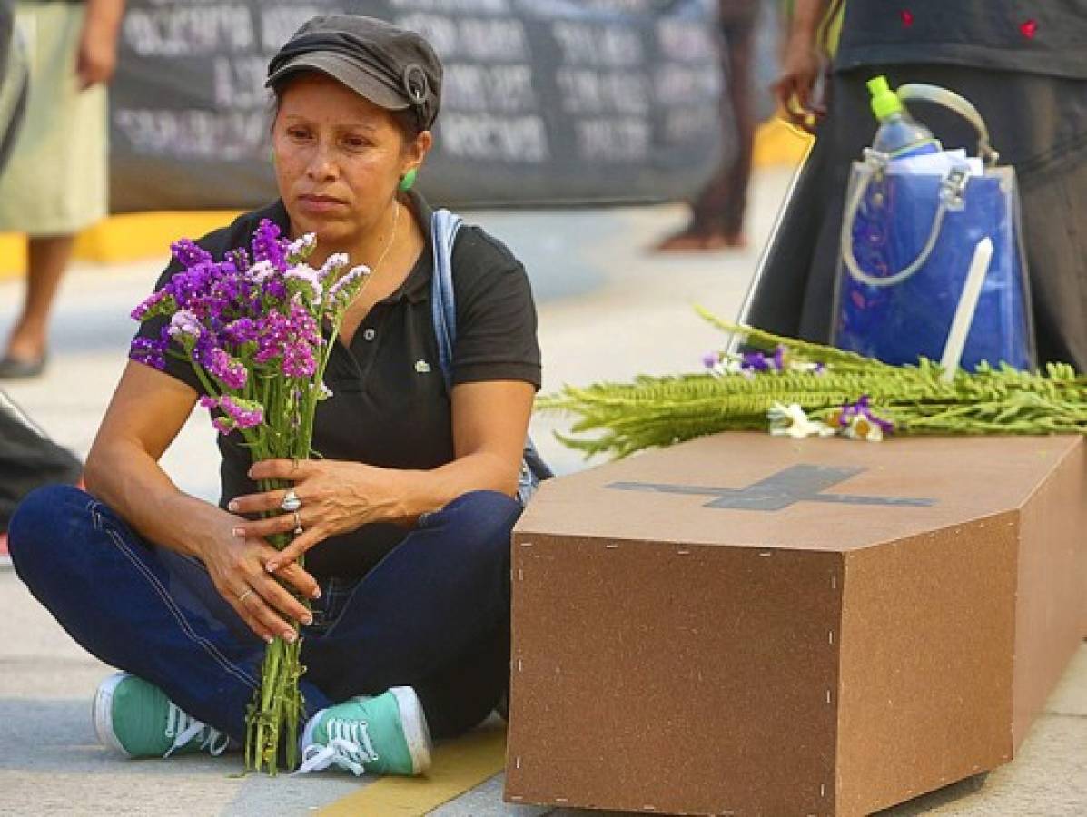 Protesta contra femicidios en Tegucigalpa