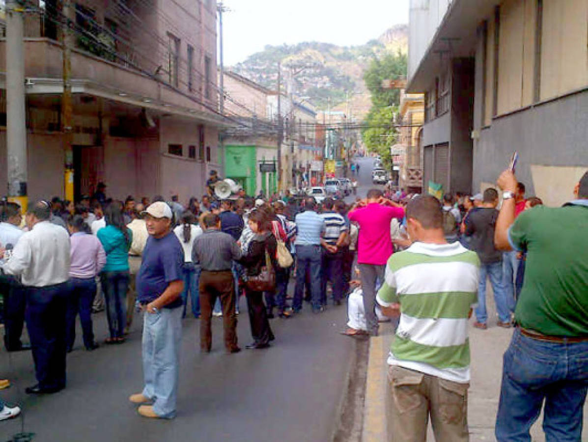 Burócratas vuelven a protestar en Tegucigalpa