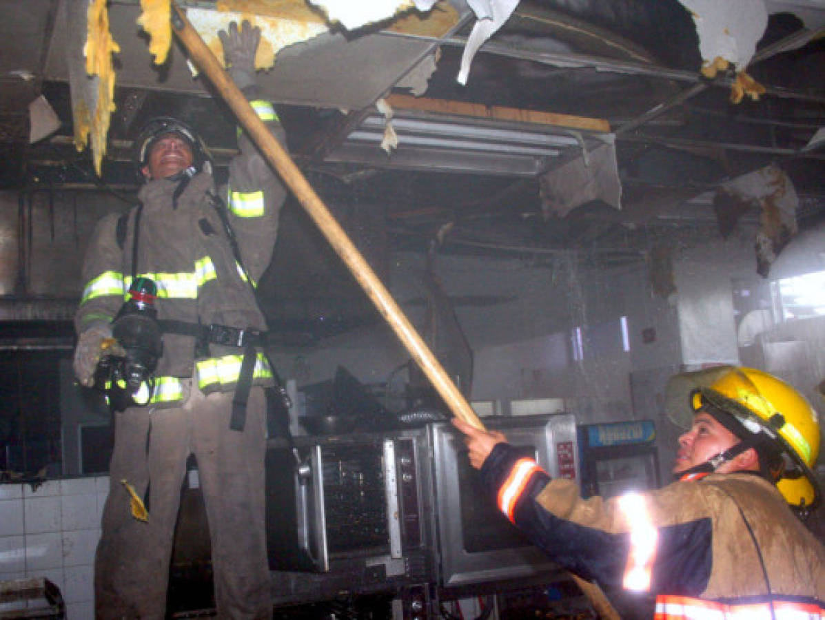 Se incendia cocina de hotel en la capital de Honduras