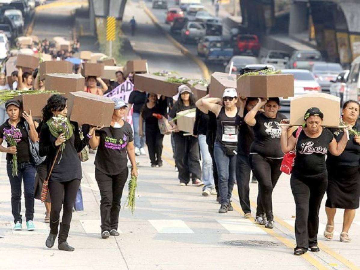 Protesta contra femicidios en Tegucigalpa