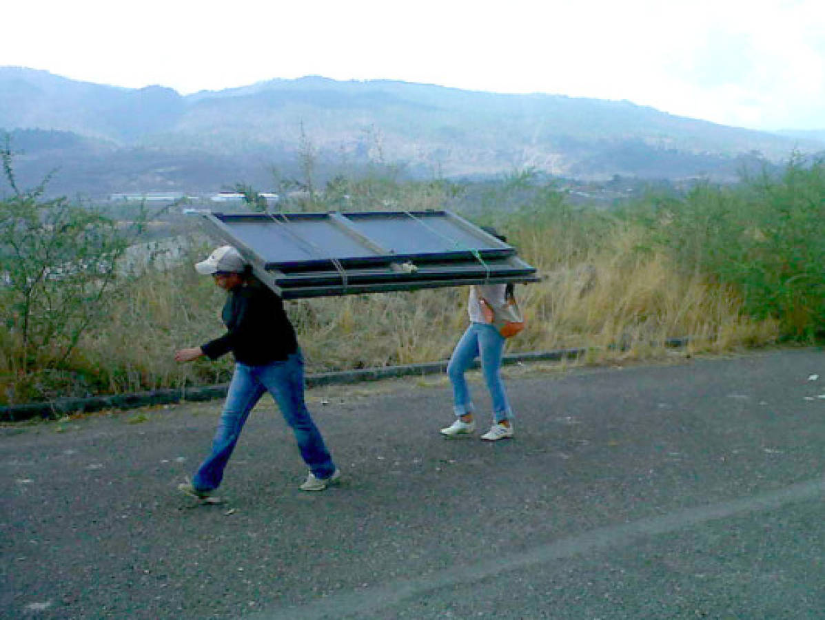 Saquean viviendas en Ciudad Mateo