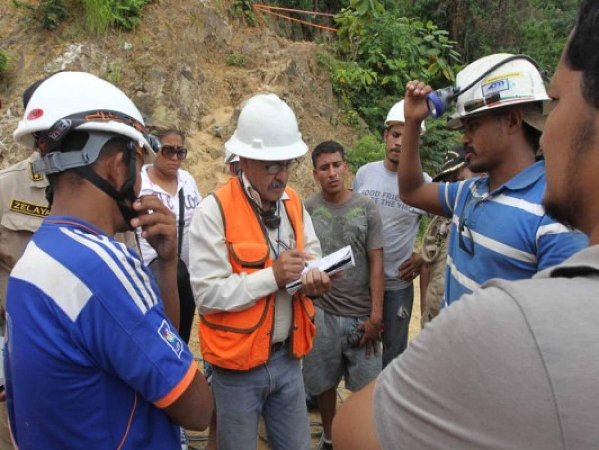 Continúa complicada búsqueda de mineros en el sur de Honduras