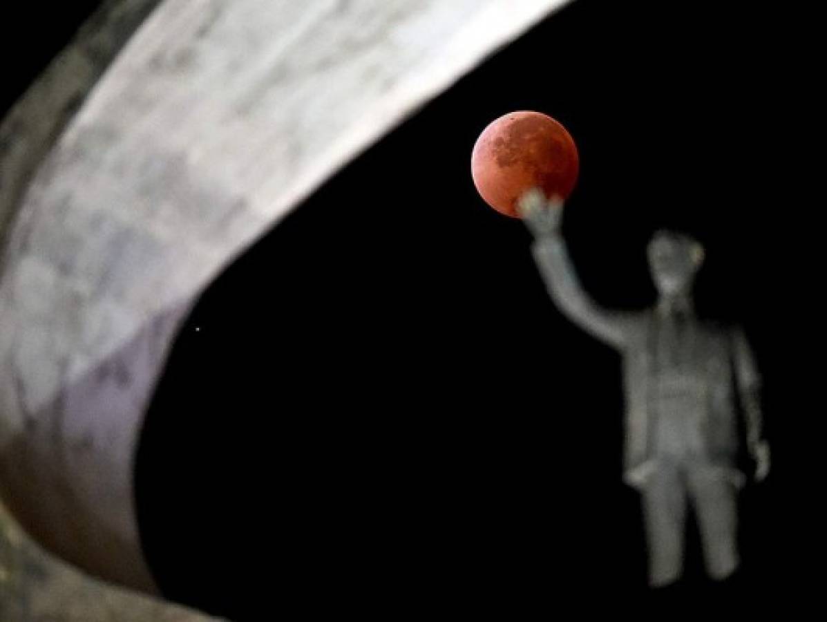 Cómo vio el mundo el eclipse lunar