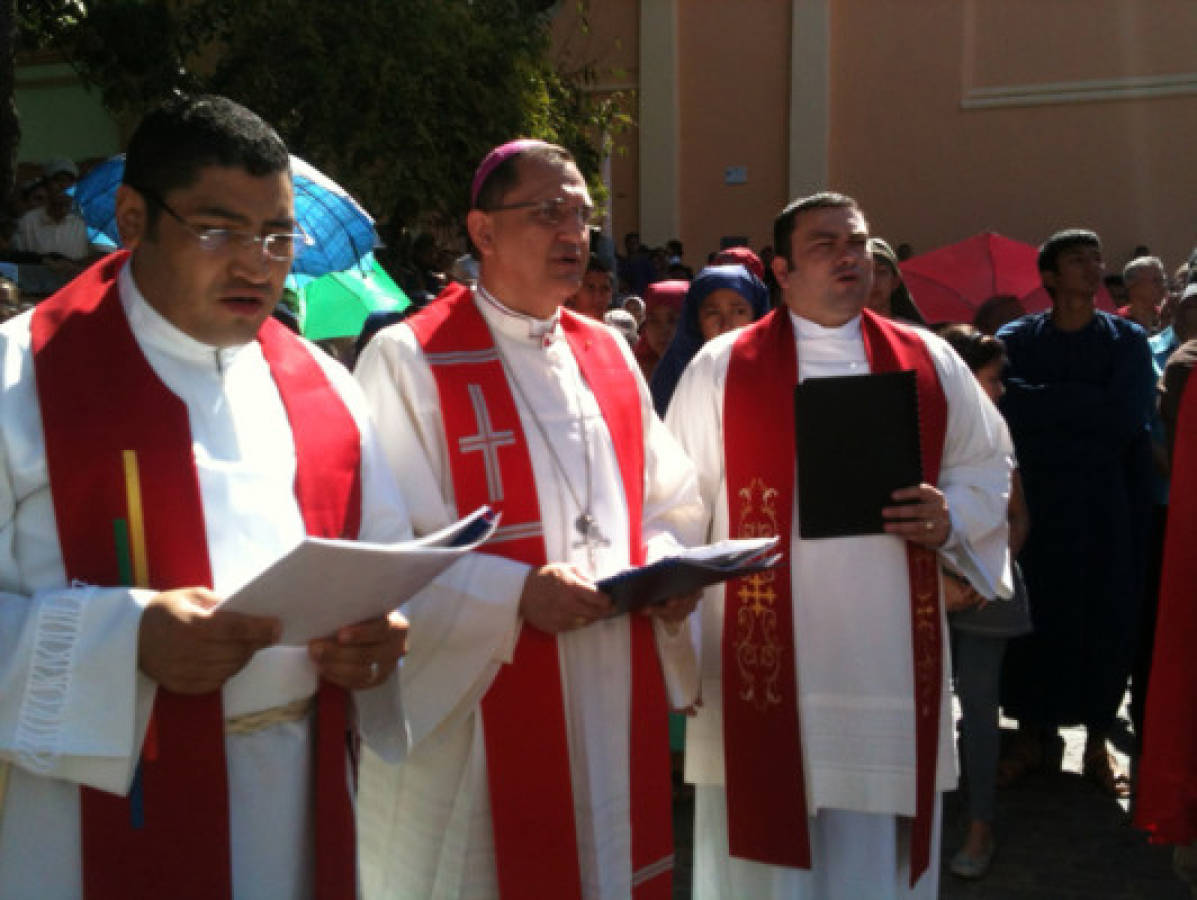 Iglesia Católica de Honduras clama por la fe del pueblo en Vía Crucis