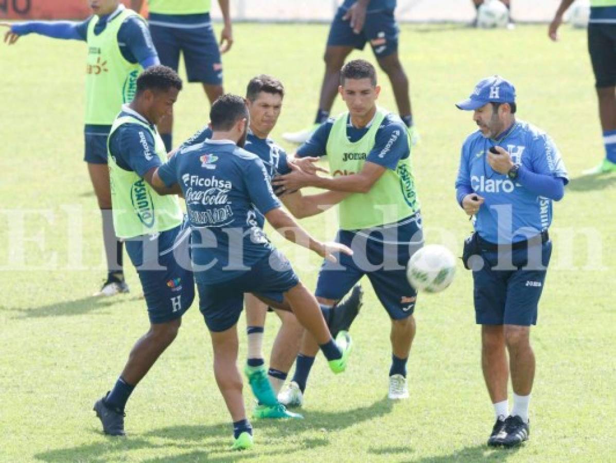 Honduras, con uniforme blanco, buscará acercarse a Rusia ante una Estados Unidos de rojo