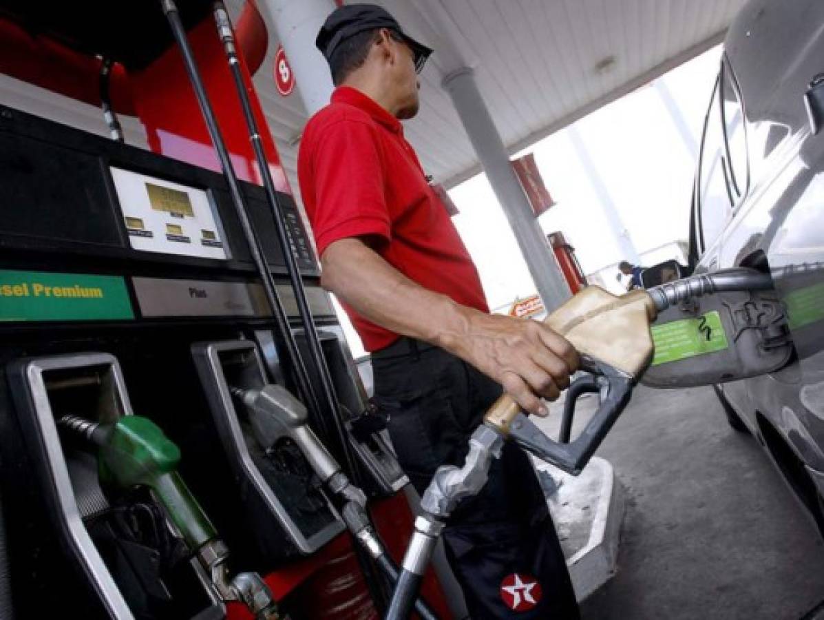 Otro trancazo en el precio del combustible a partir de este lunes