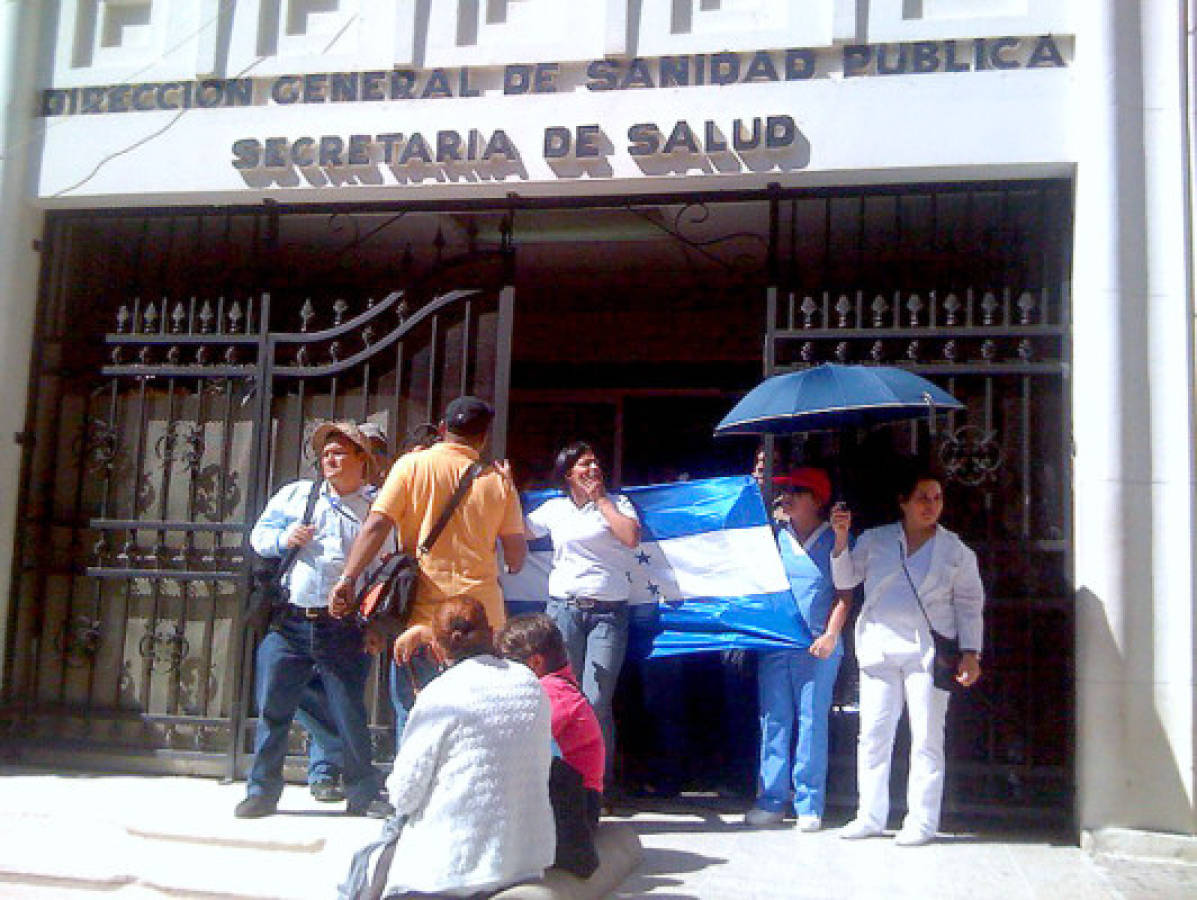 Burócratas protestan en Tegucigalpa