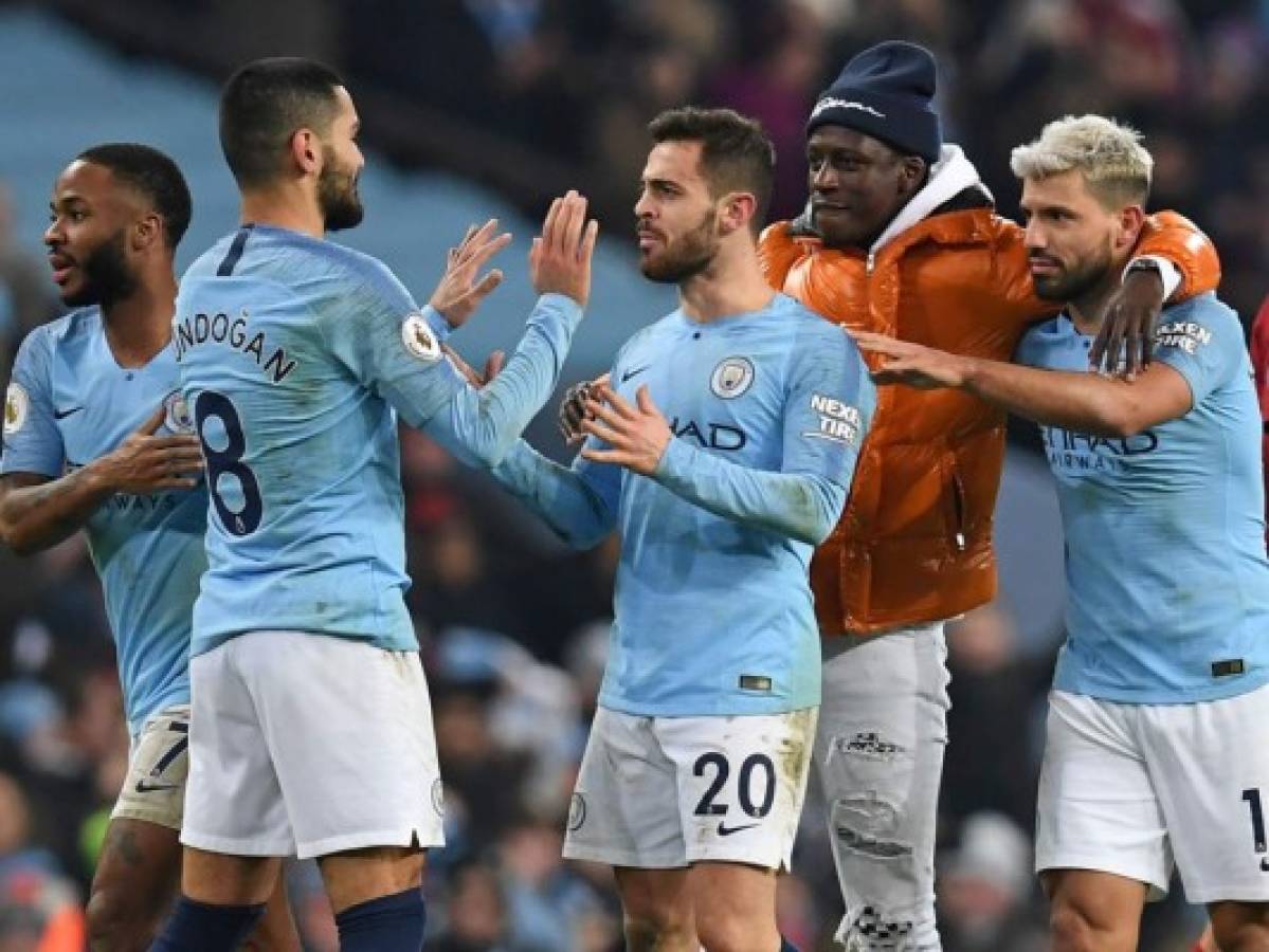 Manchester City vence al Liverpool y se mete en la pelea por el título de la Premier