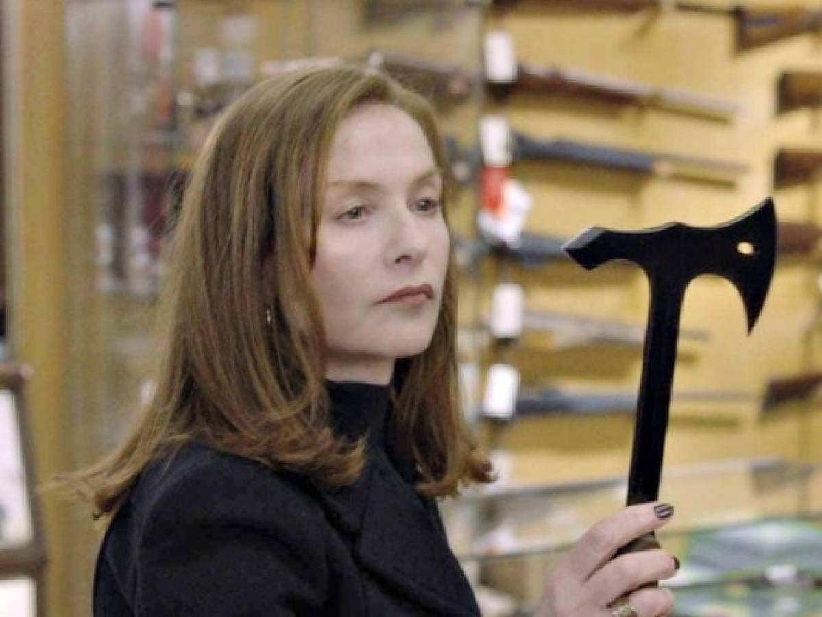 La veterana Isabelle Huppert se hace notar con 'Elle' y con un Golden Globe va por el Oscar