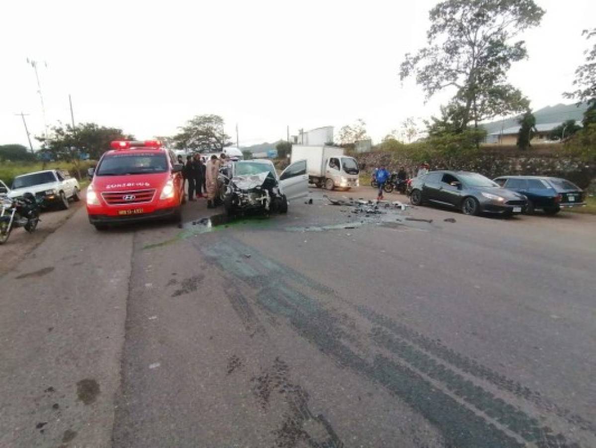 Conmoción por la muerte de dos jóvenes en aparatoso accidente en Olancho