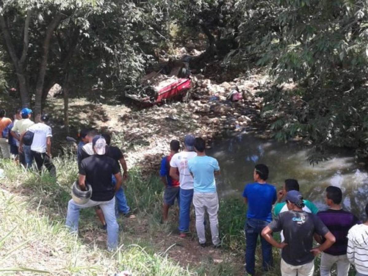 Honduras: Al menos un muerto y cinco heridos en accidente vial