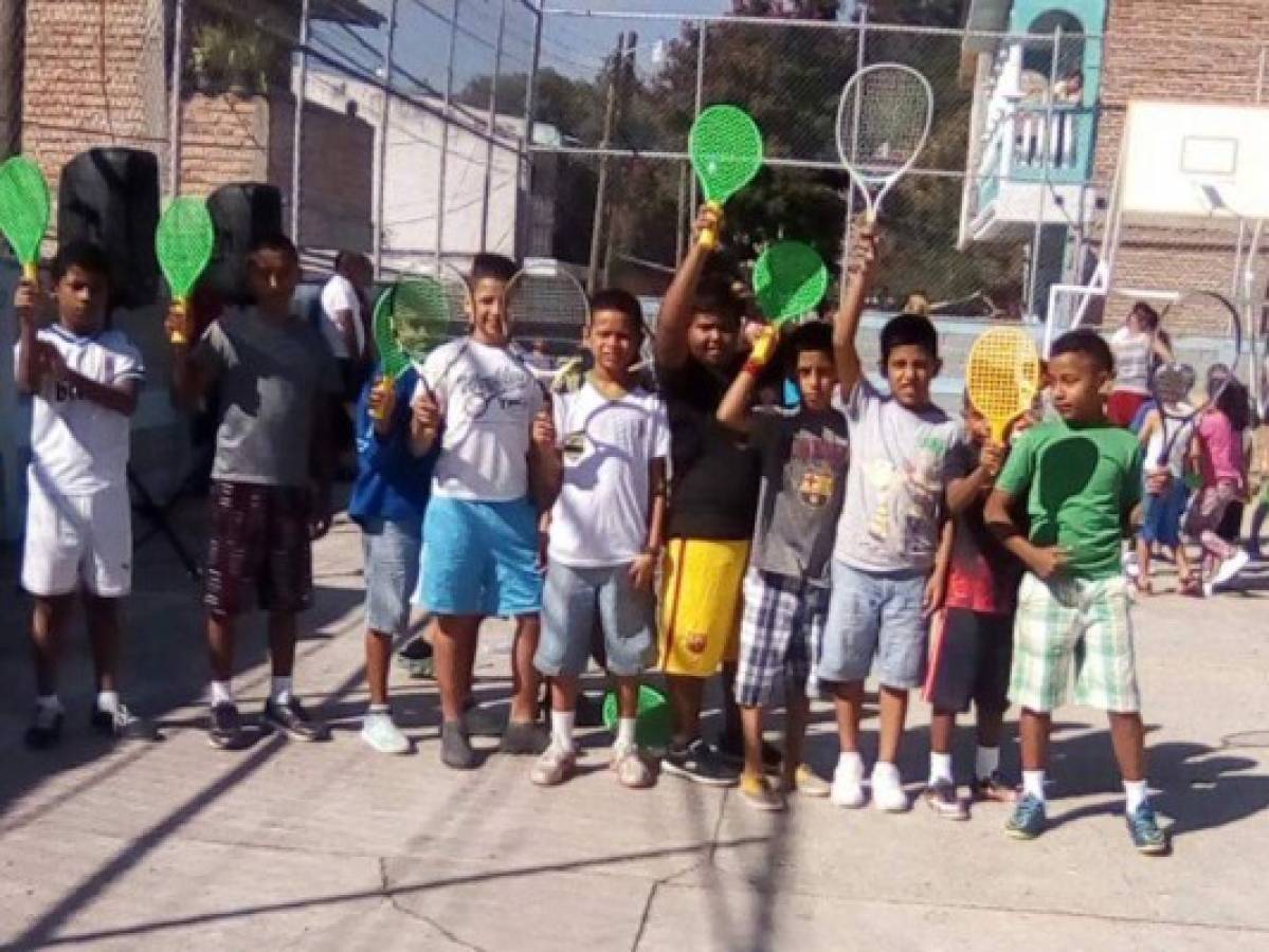 Con éxito es lanzado el proyecto Tenis de Barrio en Honduras