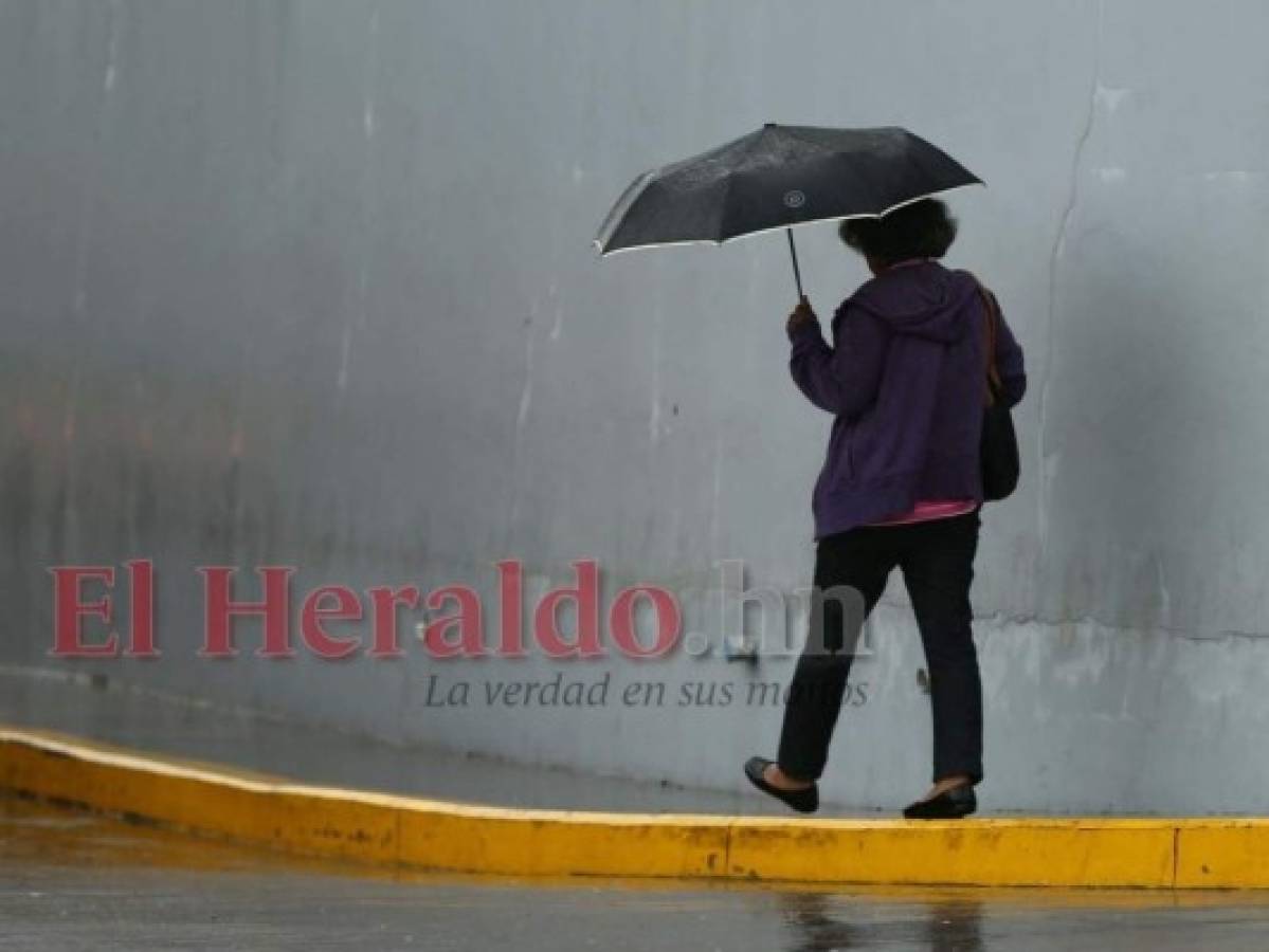 Pronostican lluvias y tormentas eléctricas este domingo en Honduras