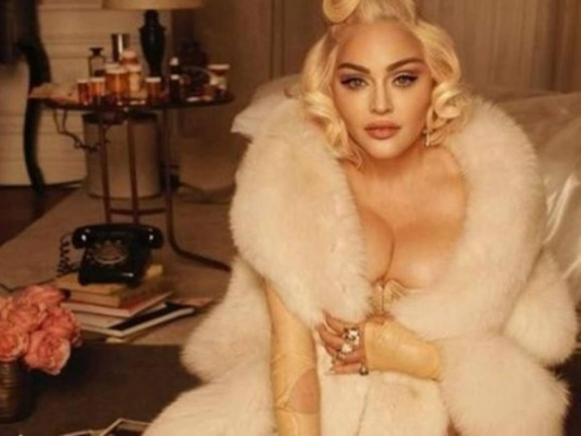 La polémica sesión de fotos de Madonna recreando la muerte de Marilyn Monroe