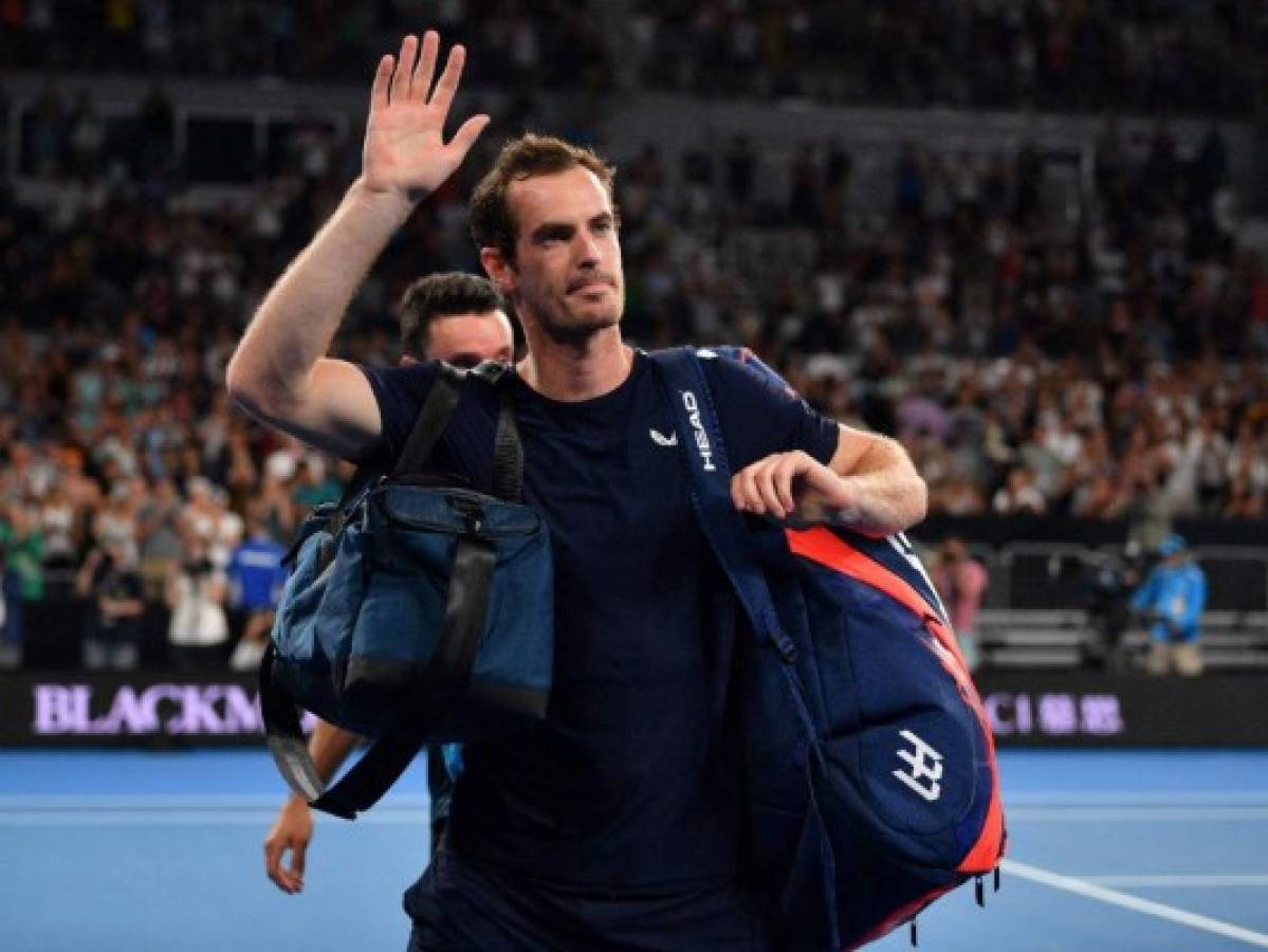 Operan de emergencia al tenista Andy Murray