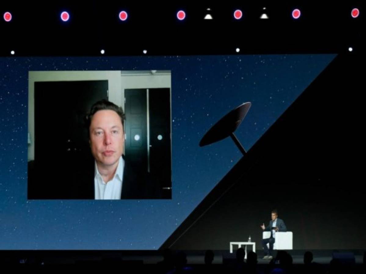 Elon Musk probará red de internet satelital Starlink en dos remotos pueblos chilenos