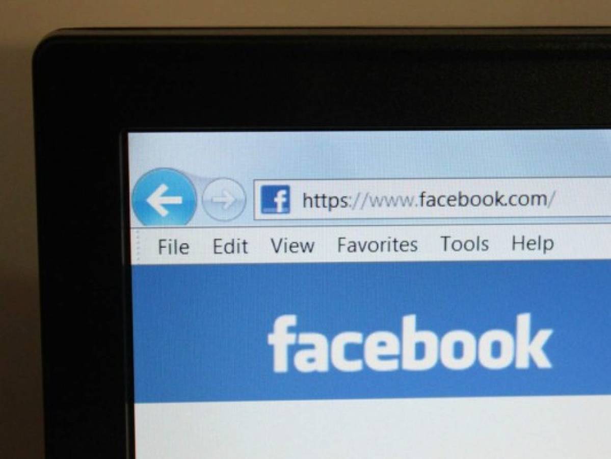 Facebook observa comportamientos para eliminar cuentas falsas