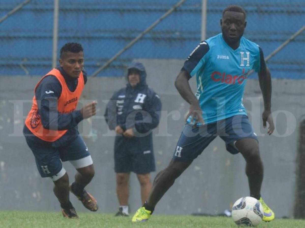 Selección de Honduras y sus 16 pasos durante el penúltimo entreno antes de ESA