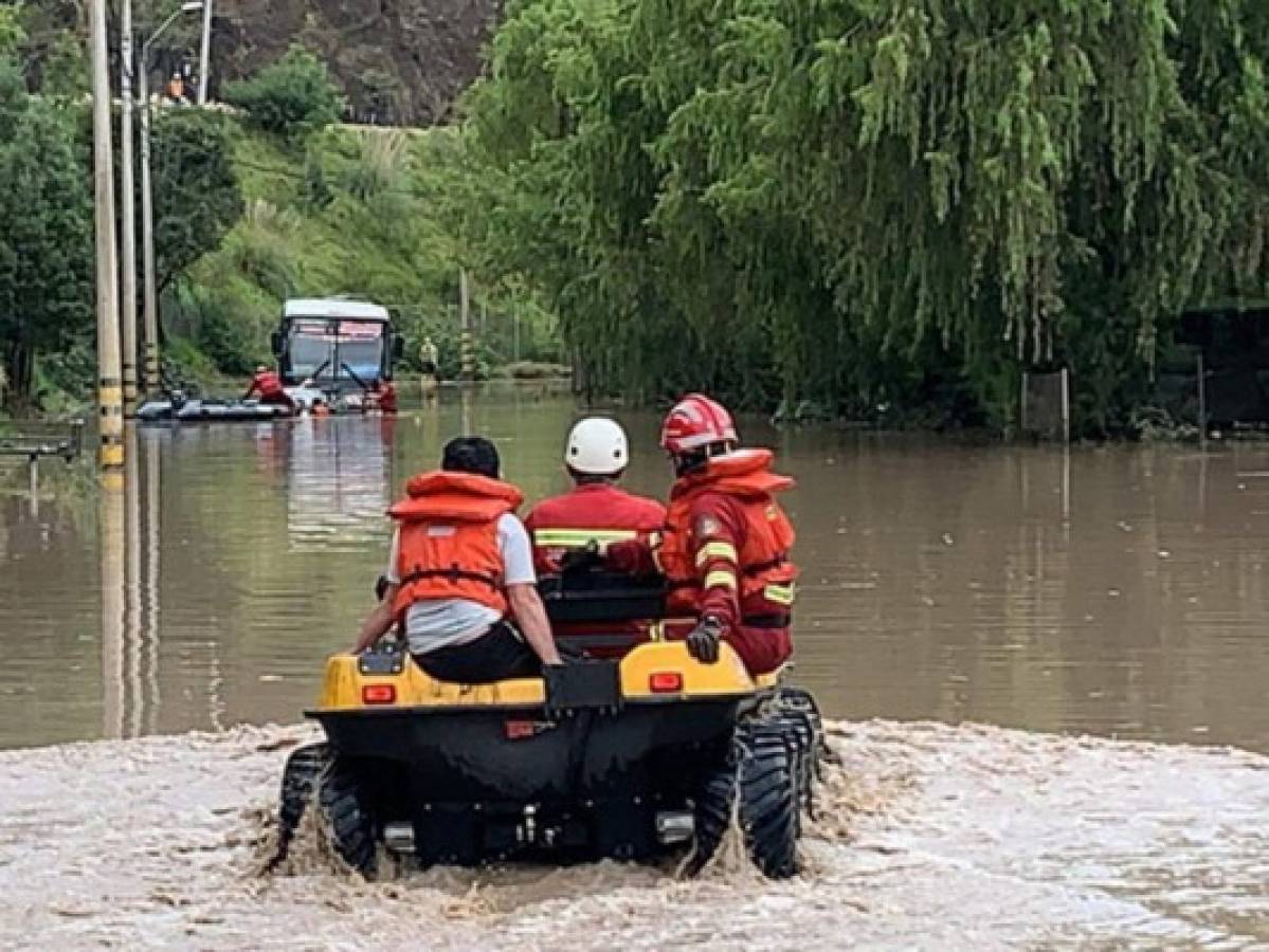 Trece muertos y 36.000 afectados dejan desde febrero lluvias en Ecuador