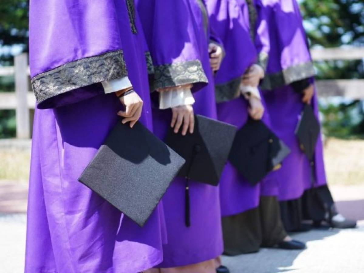 Uruguay: Condenan a banda que falsificaba títulos universitarios internacionales