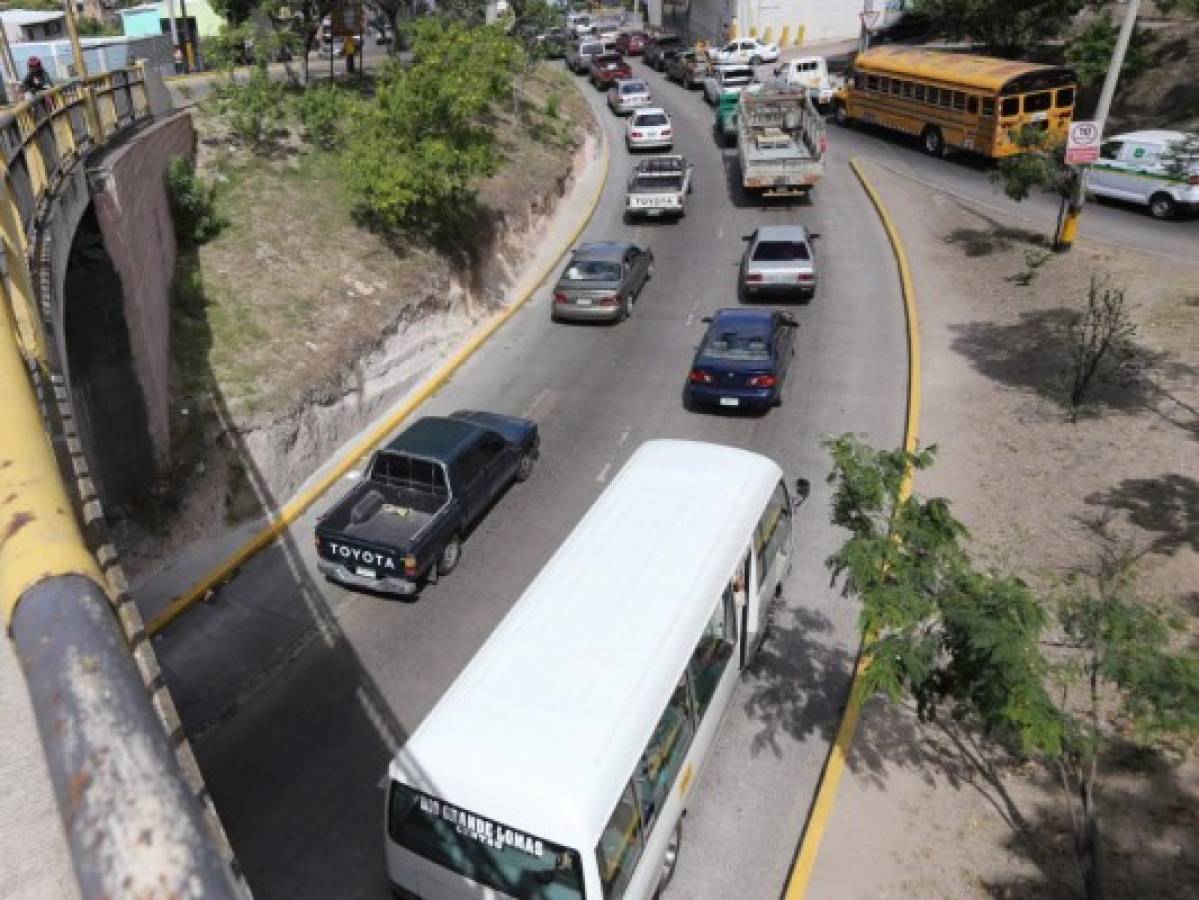 Honduras: Transporte público paraliza labores en todo el país