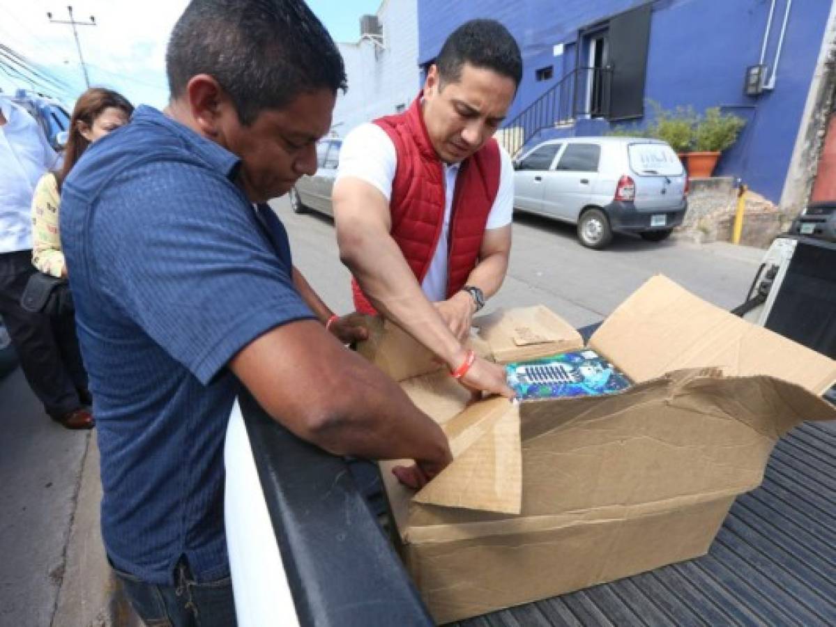 Un centenar de cuadernos se suman a la campaña escolar