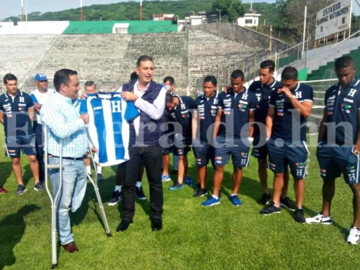 Presidente de la Fenafuth Jorge Salomón molesto con árbitro designado para el duelo Panamá - Honduras