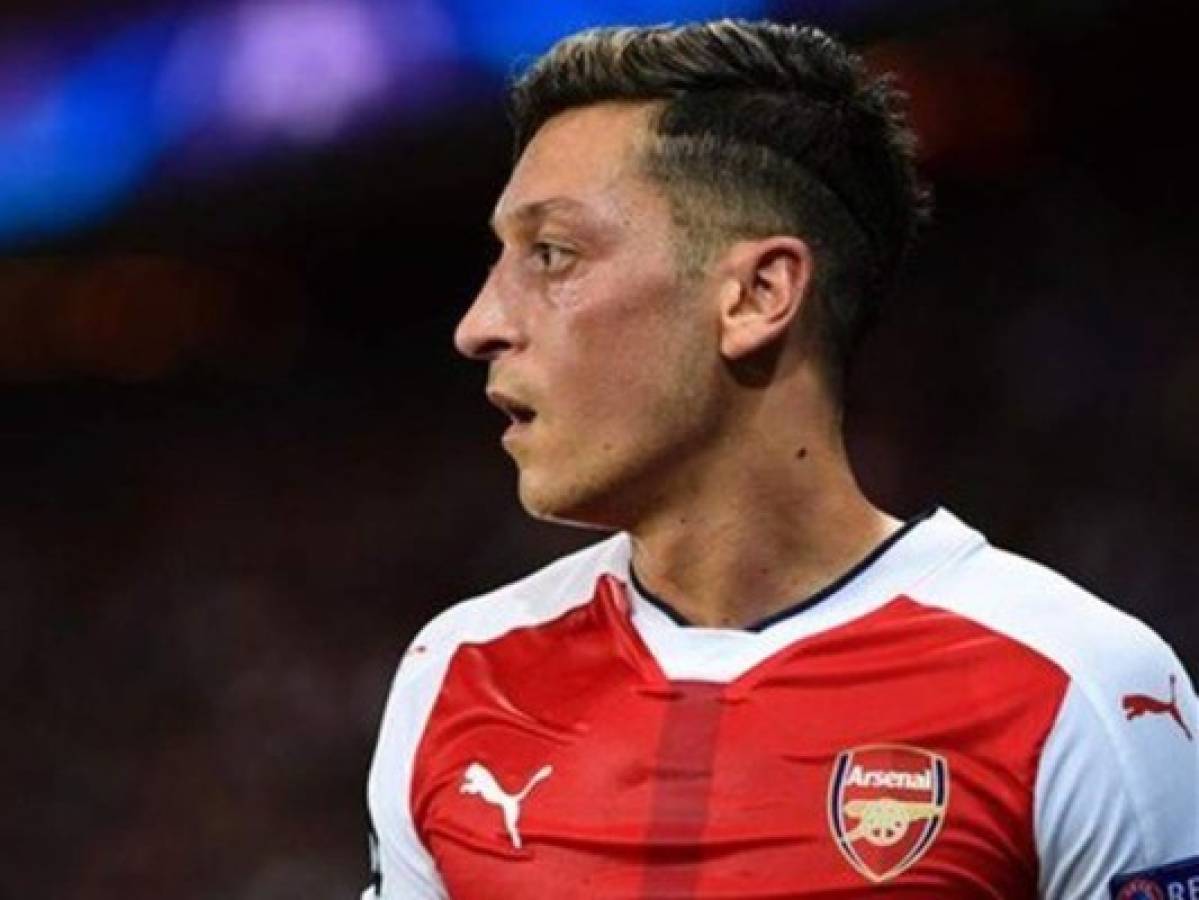 ¿Mesut Özil regresará al Real Madrid?