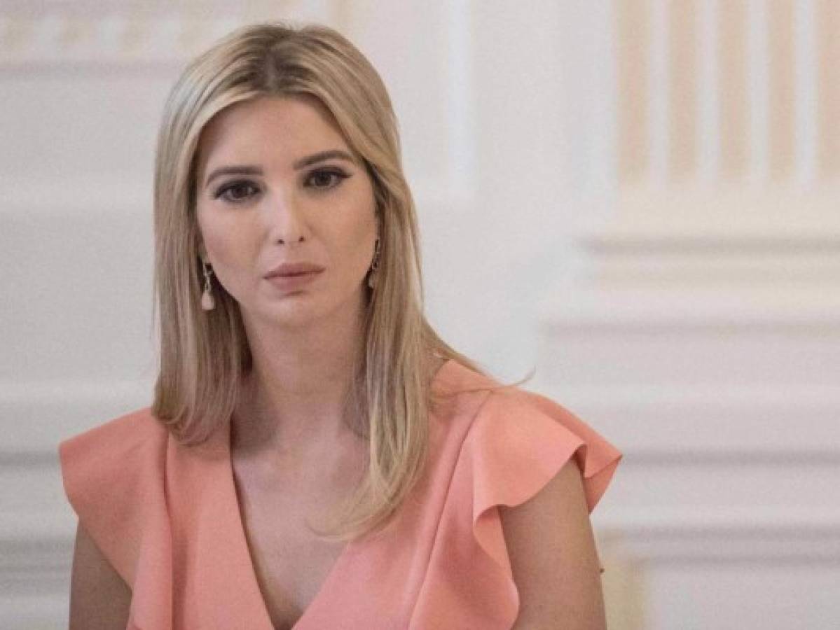 Corte dice que Ivanka Trump debe testificar en caso de imitación de zapatos