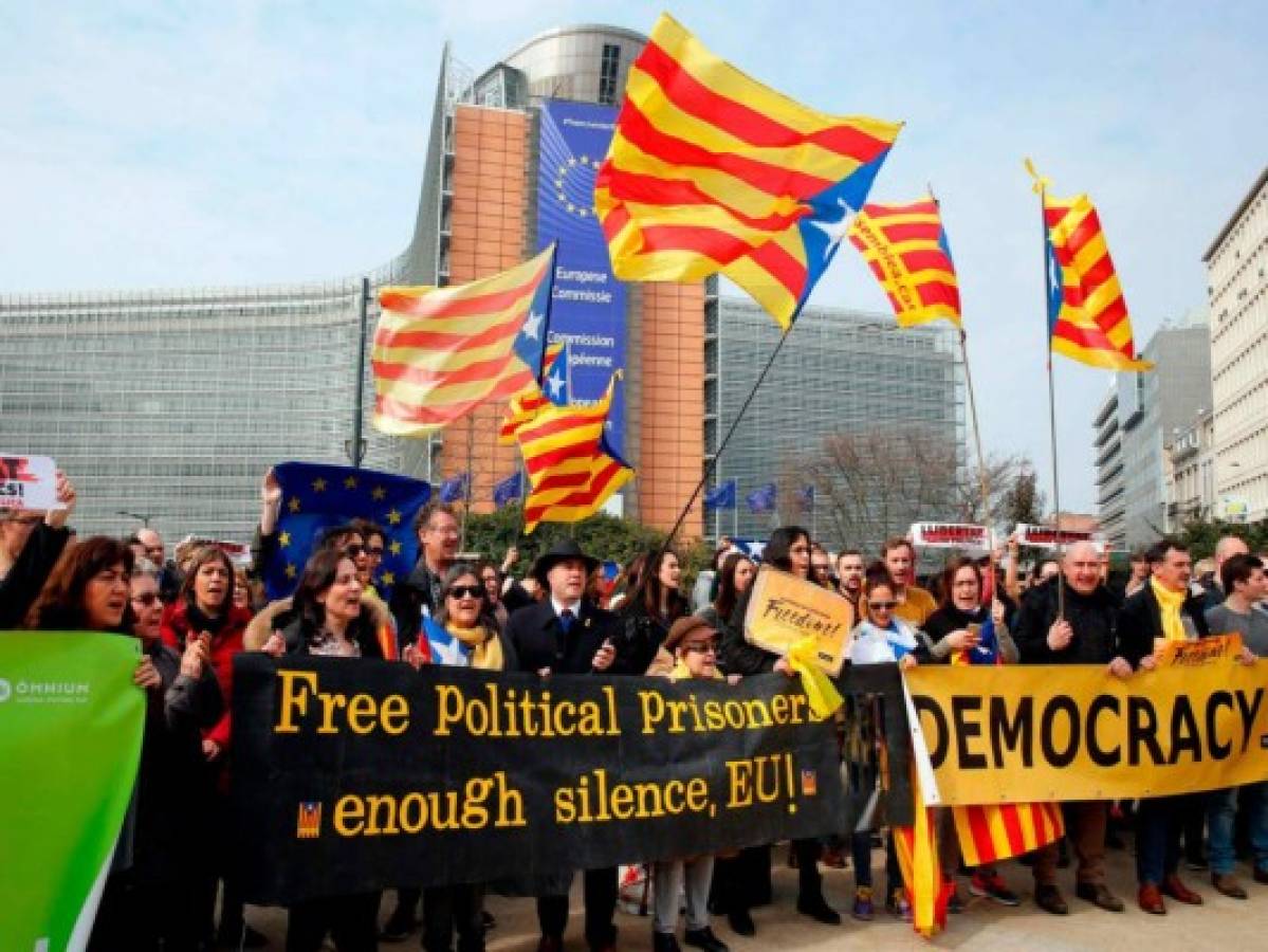 Manifestaciones en Cataluña tras la detención del expresidente Carles Puigdemont