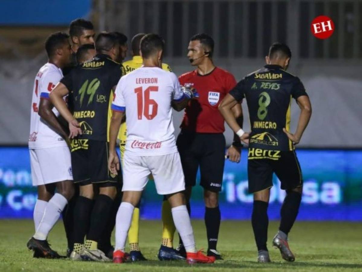 Árbitros Salgado y Moncada, fuera de la final del Clausura