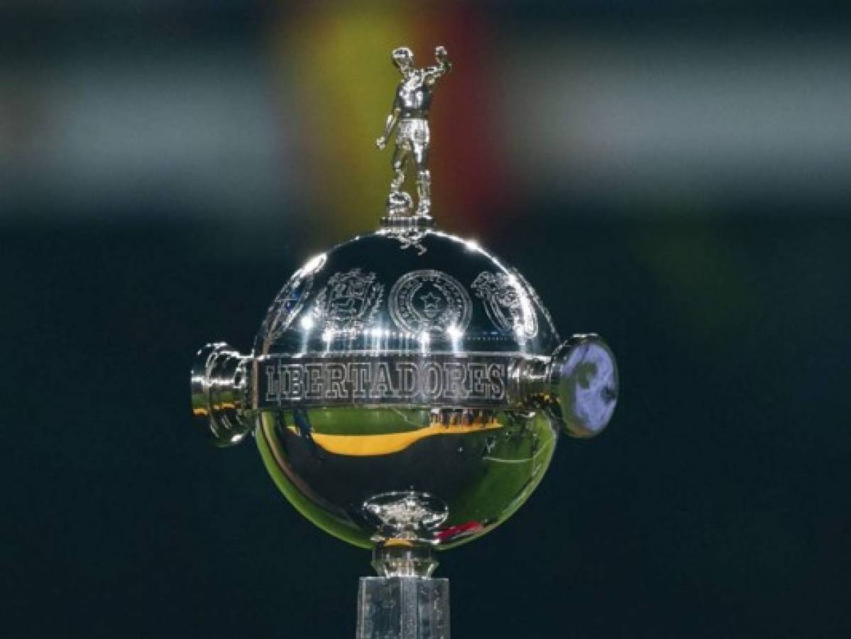 Futbolistas podrán jugar en dos clubes en una Libertadores, autoriza Conmebol