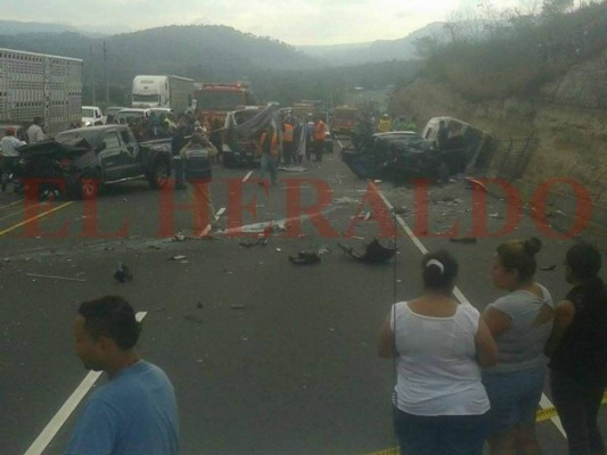 Múltiple colisión deja al menos cinco muertos en el Valle de Amarateca