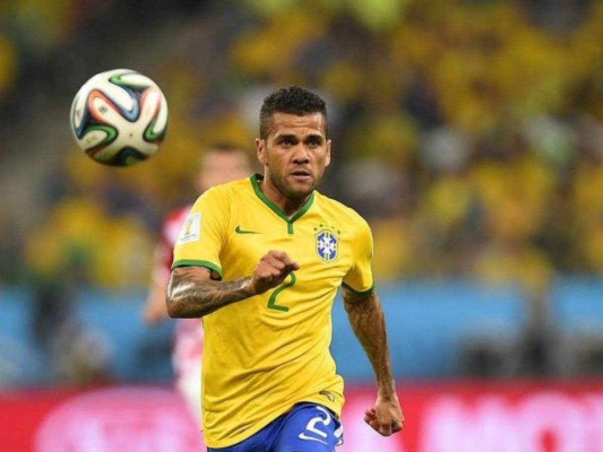 Dani Alves quiere terminar su carrera como campeón del mundo con Brasil