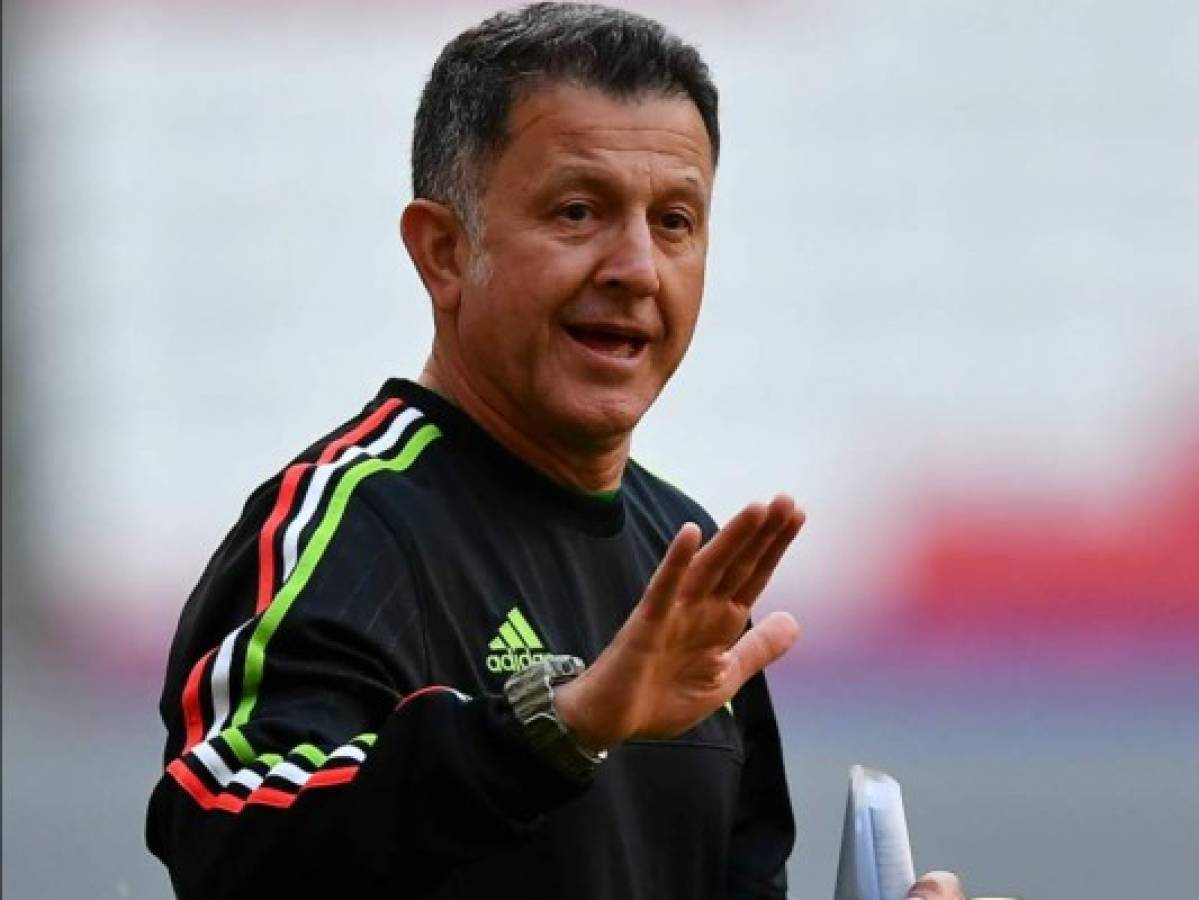 La FIFA deja al entrenador de México Juan Carlos Osorio sin Copa Oro