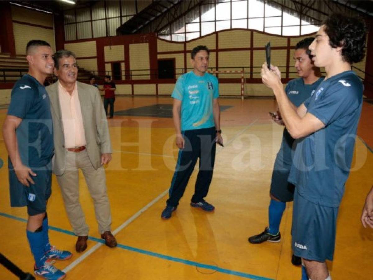 Jorge Luis Pinto visitó Selección de Honduras de fútbol sala