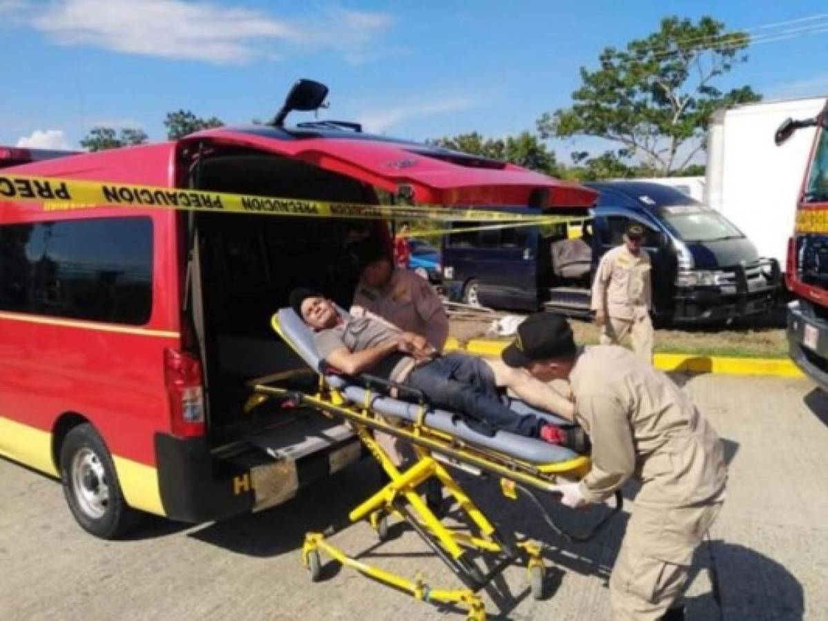 Cortés: Nueve heridos en accidente de tránsito entre camión y microbús