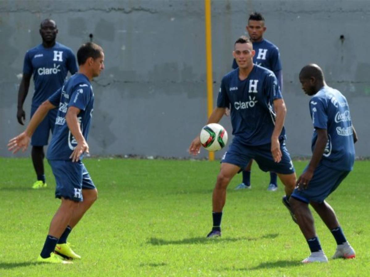 Honduras urgida de ganar, jugar bien y mantener el invicto de medio siglo ante México