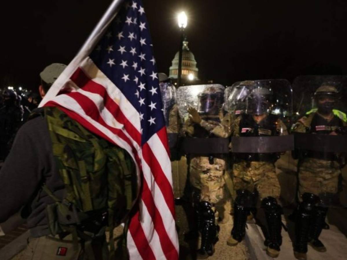 Sube a cuatro la cifra de muertos tras disturbios en el Capitolio de Estados Unidos