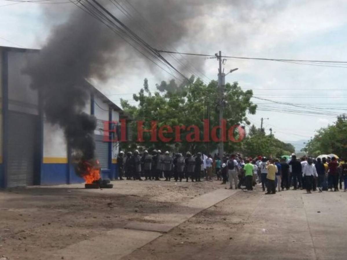 Marcha del Día del Trabajo termina en enfrentamiento en Choluteca   