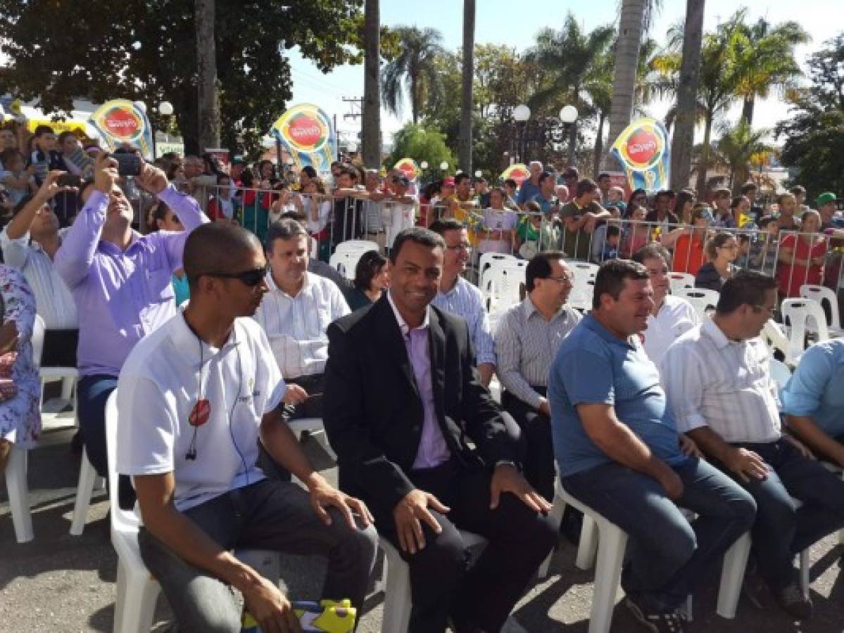 Porto Feliz rinde homenaje a Selección de Honduras