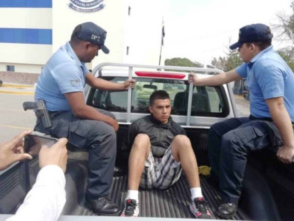 Capturan a presunto 'homie' de la Pandilla 18 en la colonia Flor del Campo