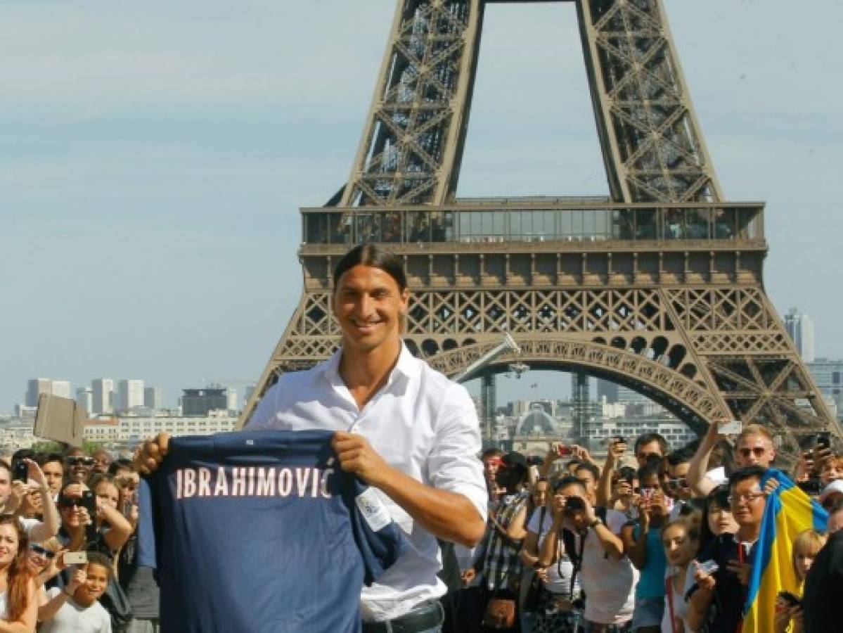 Zlatan y la Torre Eiffel se disputan París