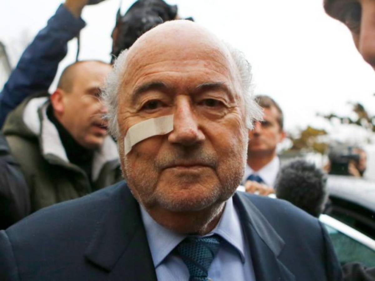 Blatter pierde apelación por suspensión de 6 años de FIFA