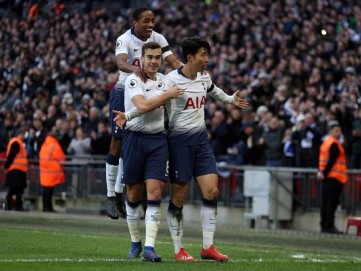 Tottenham prohíbe entrada a aficionado que lanzó vaso