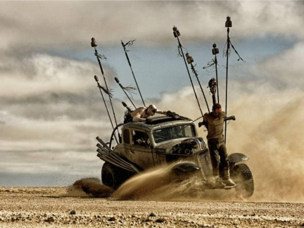 Estos chicos estrenarán en Halloween un carrito inspirado en Mad Max