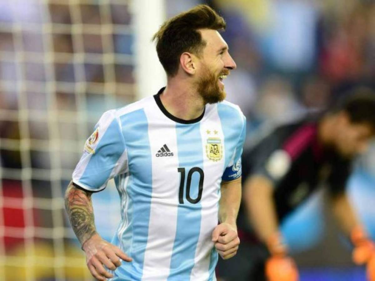 Messi marca e iguala récord de Batistuta como goleador histórico argentino