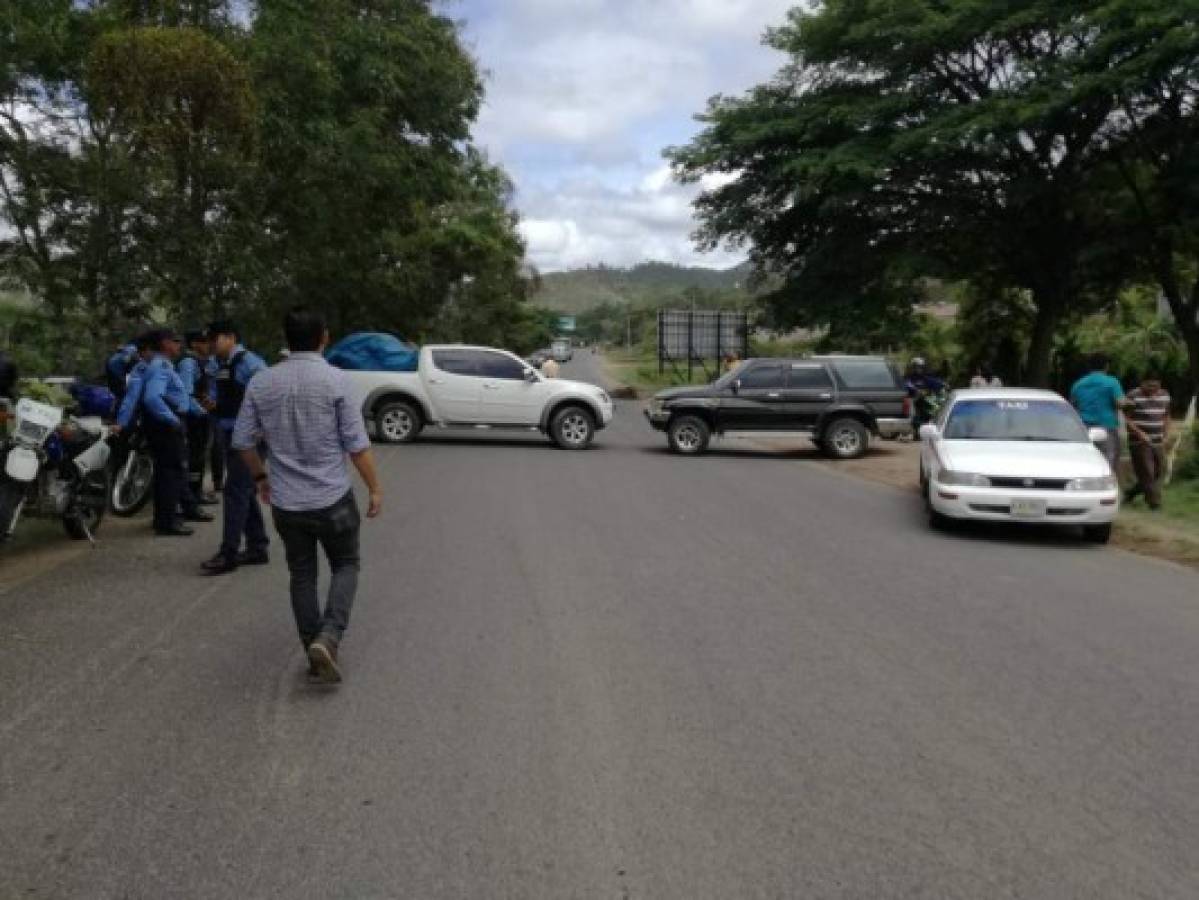 EN VIVO: Carreteras bloqueadas por nueva jornada de protestas en Honduras