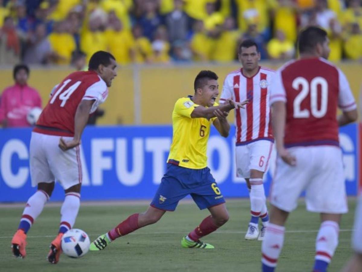 Frenón al líder, Ecuador sufre pero empata 2-2 ante Paraguay en Quito